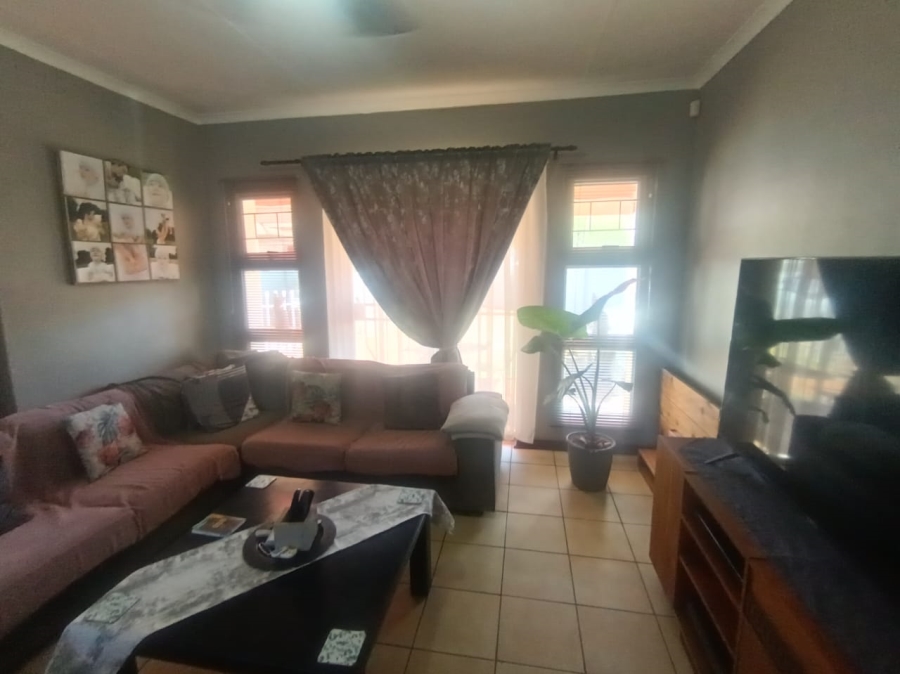 3 Bedroom Property for Sale in Minerva Gardens Northern Cape